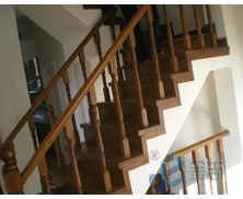 ��ľ����